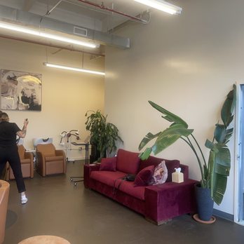 Sweet Goldie - Hair Salons Near Me - Brooklyn, New York