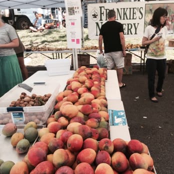 KCC Farmers' Market - Pretty good selection imangos - Farmers Market Near Me - Honolulu, Hawaii