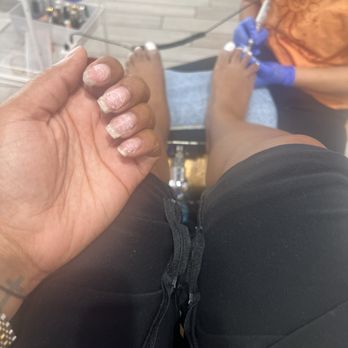 Vip Nails - Nails were popped off. And fresh pedicure - Nail Salons Near Me - Roseville, Michigan
