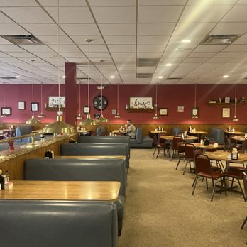 Poor Richard's Cafe - Plenty of room - Breakfast & Brunch Near Me - Plano, Texas