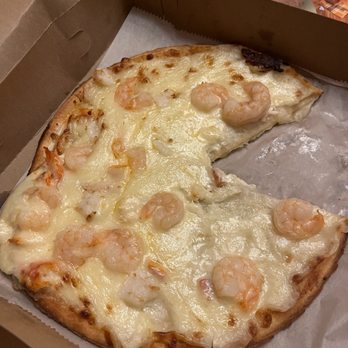 Route 66 Restaurant - My shrimp and lobster gluten free pizza!! - Seafood Near Me - Bar Harbor, Maine Route 66 Restaurant - My shrimp and lobster gluten free pizza!! - Seafood Near Me - Bar Harbor, Maine