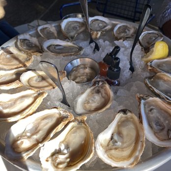 Plank Provisions - Iced Oysters - Seafood Near Me - Austin, Texas
