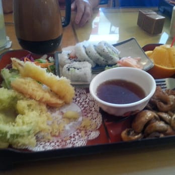 Sumo Sushi - Chicken terriyaki lunch box - Sushi Bars Near Me - El Paso, Texas Sumo Sushi - Chicken terriyaki lunch box - Sushi Bars Near Me - El Paso, Texas