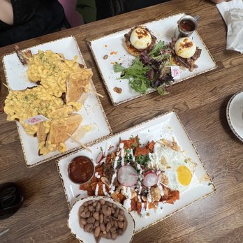 Madres Brunch - Costumer Service was A+ ; Danny and Natalie are awesome! Food are great and fast. Definitely coming back . - Breakfast & Brunch Near Me - Whittier, California