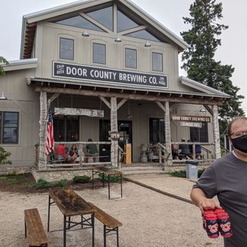Door County Brewing - Brewpubs Near Me - Baileys Harbor, Wisconsin