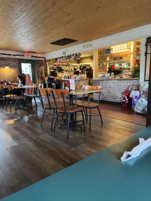 West Shine Family Restaurant by null