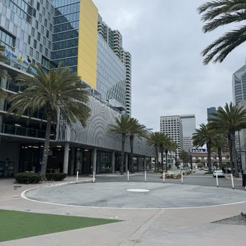 Starbucks - Coffee & Tea Near Me - San Diego, California