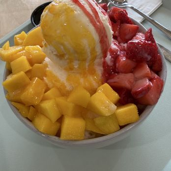 Deluna Dessert Cafe - Bubble Tea Near Me - Sacramento, California
