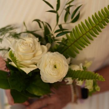 Floral Wonders - Florists Near Me - Geneva, Illinois Floral Wonders - Florists Near Me - Geneva, Illinois