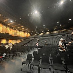 THE HALL - Inside