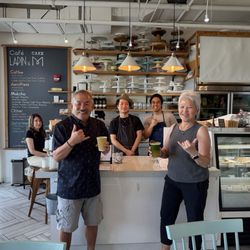 Café LAPIN - Pictured with the owner, in black, and his team
