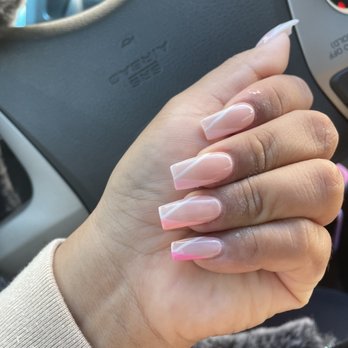 Bellazzio Nails Spa - Nail Salons Near Me - Corona, California