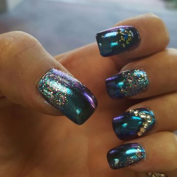 Tip Top Nails - Tom and Julie are the best. Love this metallic look. - Nail Salons Near Me - Cathedral City, California