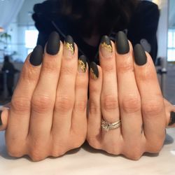 Jelly Nail - Gel Extensions with foil details