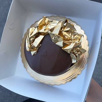 Delicious Bakery - Cupcakes Near Me - Northridge, California Delicious Bakery - Cupcakes Near Me - Northridge, California