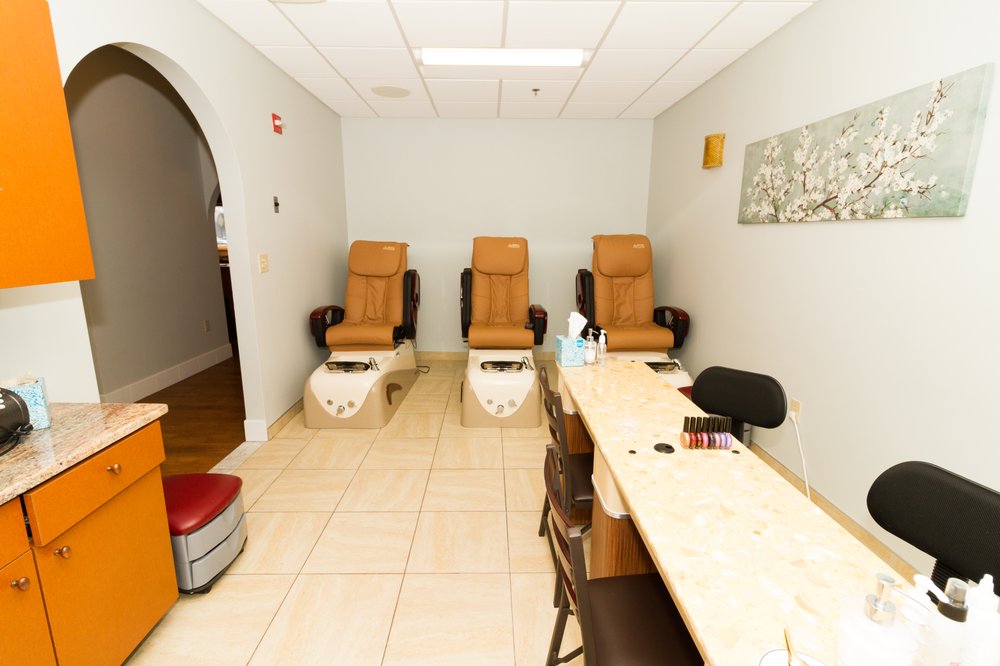 BELLA SISTERS SALON & MED SPA Updated September 2024 47 Photos & 97 Reviews 321 Speen St