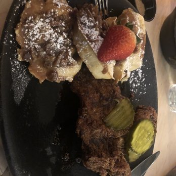 Taste Bar + Kitchen - Nashville Hot Chicken and pecan praline waffles - Cocktail Bars Near Me - Houston, Texas