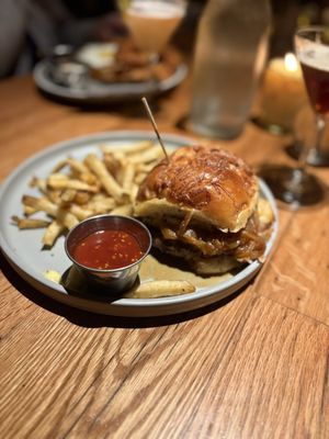 Whiskey Cake Kitchen & Bar by null