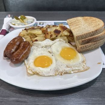 Marlboro Diner - Breakfast - Diners Near Me - Englishtown, New Jersey