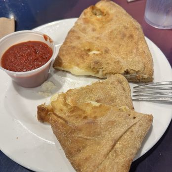 Mellow Mushroom Marietta - Johnson Ferry - Cheese Calzone- it was good - Bars Near Me - Marietta, Georgia Mellow Mushroom Marietta - Johnson Ferry - Cheese Calzone- it was good - Bars Near Me - Marietta, Georgia