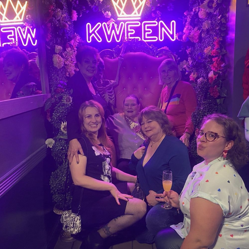 Kween Astoria - Gay Bars Near Me - New York, New York Kween Astoria - Gay Bars Near Me - New York, New York