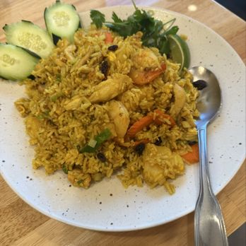 Ari's Thai Eatery - Pineapple fried rice - Thai Near Me - Azusa, California Ari's Thai Eatery - Pineapple fried rice - Thai Near Me - Azusa, California