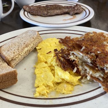 Lake Alfred Diner - Delicious Steak & Eggs with Hashbrowns - Diners Near Me - Lake Alfred, Florida Lake Alfred Diner - Delicious Steak & Eggs with Hashbrowns - Diners Near Me - Lake Alfred, Florida
