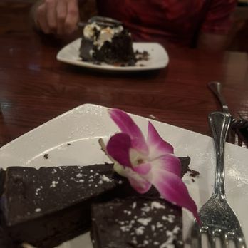 Florida's Fresh Grill - Flourless Chocolate Torte and Chocolate Caramel Crunch cake - Seafood Near Me - Cocoa Beach, Florida