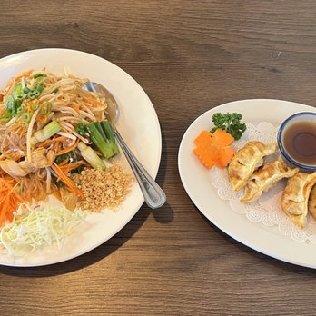 Mali Thai - Pad Thai and Potstickers! - Thai Near Me - Oro Valley, Arizona