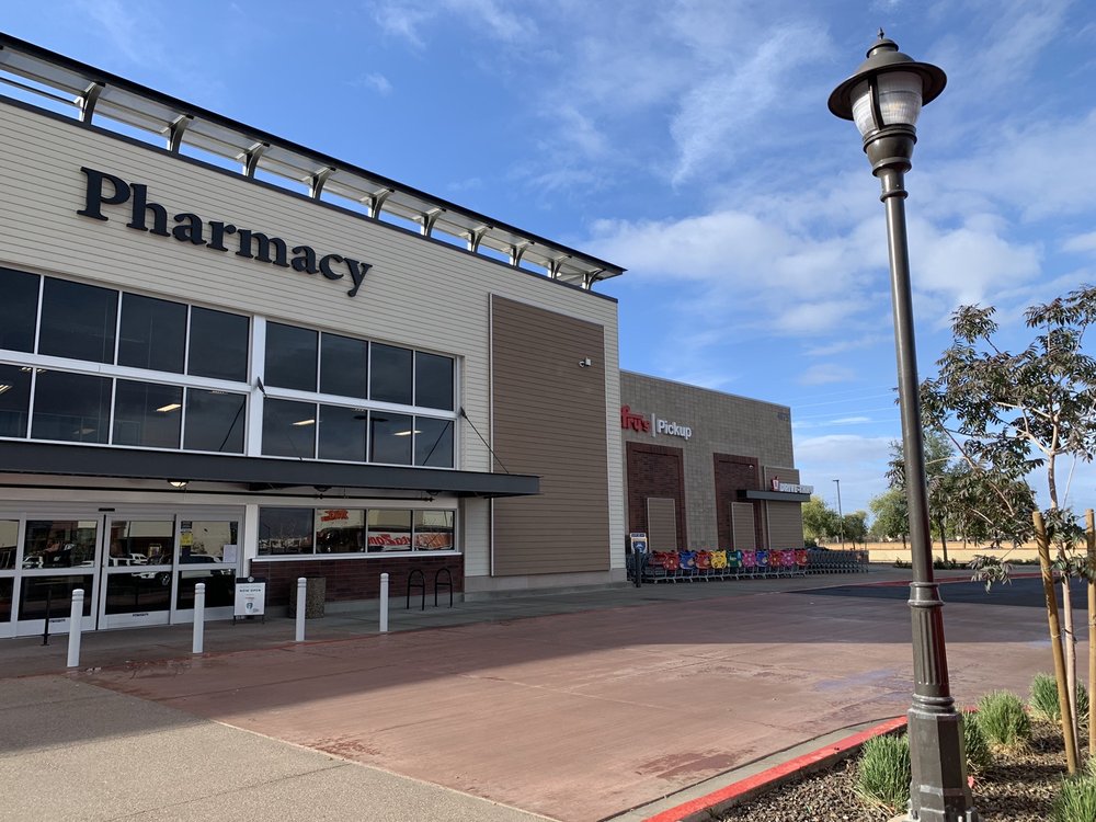 FRY’S MARKETPLACE Updated May 2024 64 Photos & 34 Reviews 4075 E