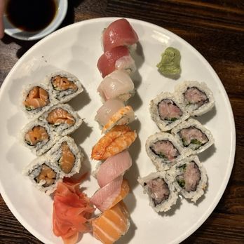 Sakura Japanese Restaurant - Salmon Roll Rainbow roll Yellowtail Roll - Japanese Near Me - Los Angeles, California