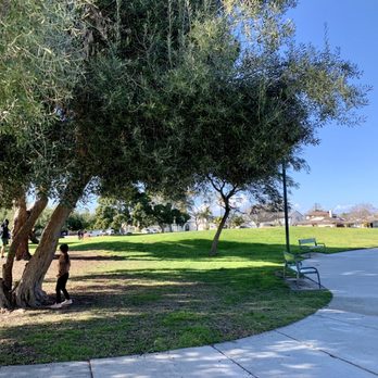 Lago Seco Park - Park Grounds & Walking Path - Parks Near Me - Torrance, California Lago Seco Park - Park Grounds & Walking Path - Parks Near Me - Torrance, California