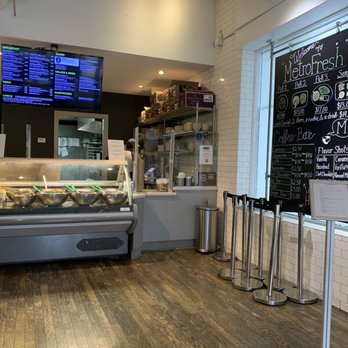 MetroFresh - a view of a deli counter - Soup Near Me - Atlanta, Georgia