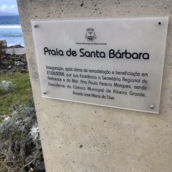 Praia de Santa Barbara - Location - Beaches Near Me