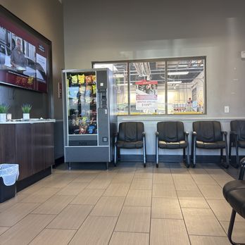 Jiffy Lube - Complimentary water/coffee, waiting area was clean - Oil Change Stations Near Me - Rock Hill, South Carolina Jiffy Lube - Complimentary water/coffee, waiting area was clean - Oil Change Stations Near Me - Rock Hill, South Carolina