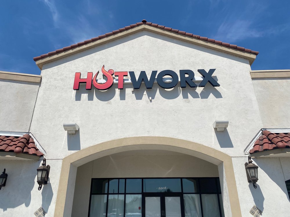 HOTWORX TULSA Updated September 2024 9908 Riverside Dr, Tulsa