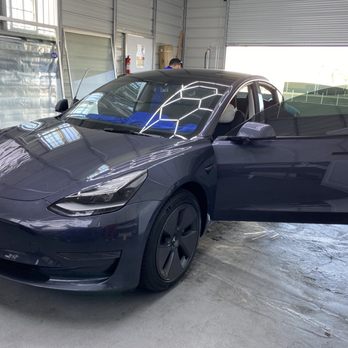 Cali Tint Pros - Ceramic Windows Tint - Car Window Tinting Near Me - Lancaster, California