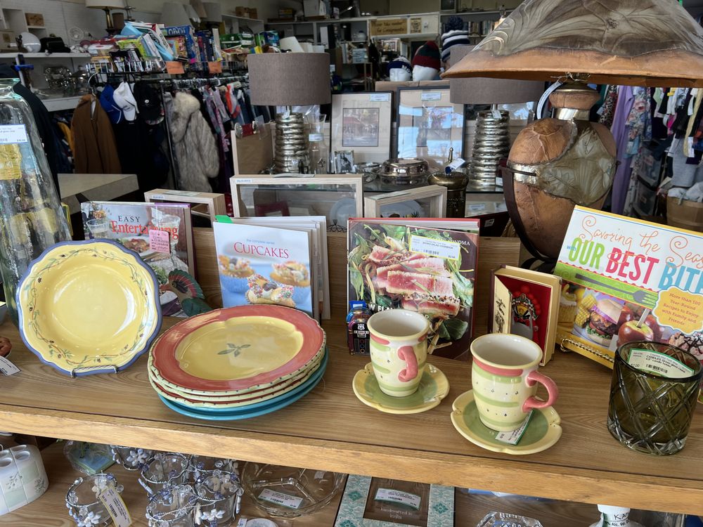 COLUMBIA PIKE THRIFT SHOP Updated September 2024 30 Photos & 19