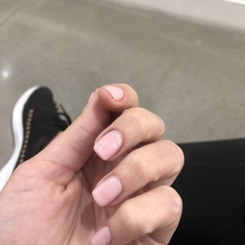 Minnie Nail Bar - A beautiful gel mani - Nail Salons Near Me - Claremont, California