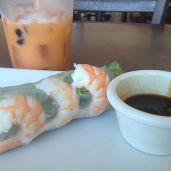 Pho Superbowl - Fresh spring roll and Thai ice tea with boba - Vietnamese Near Me - El Cajon, California