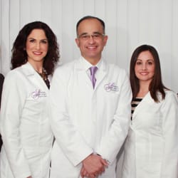 Aesthetic Plastic Surgery North Shore - Complete staff photo 2016