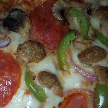 Buscemis - a slice of pizza in a box - Pizza Near Me - Troy, Michigan