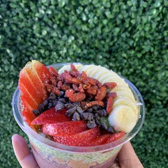 Acai Joint - Açaí lite with matcha chia seed pudding, goji berries, strawberries, almond butter, banana, cacao chips, honey - Juice Bars & Smoothies Near Me - Rowland Heights, California