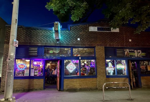 Blue Moon Tavern by null
