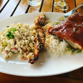 Duke's Malibu - Ribs & Chicken Plate Lunch - New American Near Me - Malibu, California