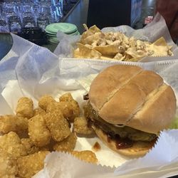 South 94 Bistro - Bbq cheddar burger