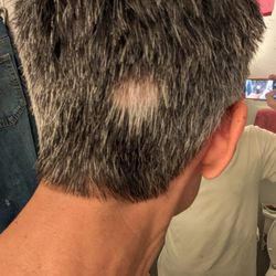 Floyd's 99 Barbershop