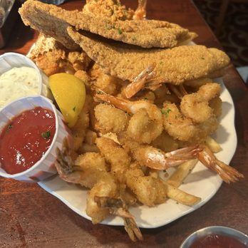 Pappadeaux Seafood Kitchen - Seafood platter - Cajun/Creole Near Me - Birmingham, Alabama Pappadeaux Seafood Kitchen - Seafood platter - Cajun/Creole Near Me - Birmingham, Alabama