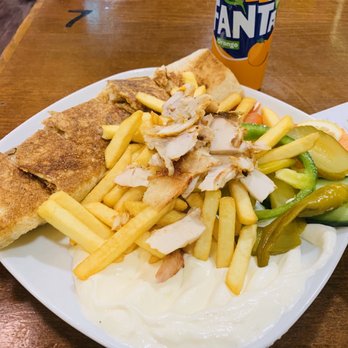 Aldimashqi - Chicken shawarma plate was great. - Syrian Near Me - Berlin, BE