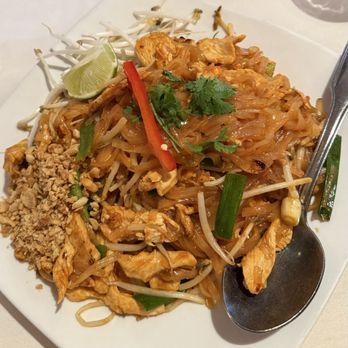 Zabb Thai Cuisine - Pad Thai - Thai Near Me - Newport Beach, California Zabb Thai Cuisine - Pad Thai - Thai Near Me - Newport Beach, California